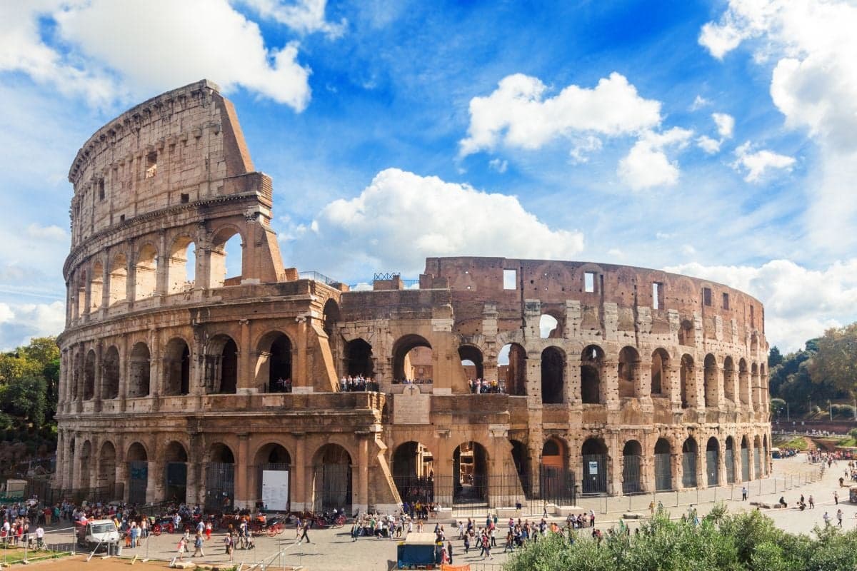 Last Entry Colosseum, Arena Access & Rooftop Aperitif | Semi-Private Tour