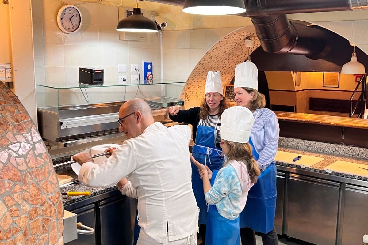 Traditional Pizza Cooking Class in Rome | Private Experience